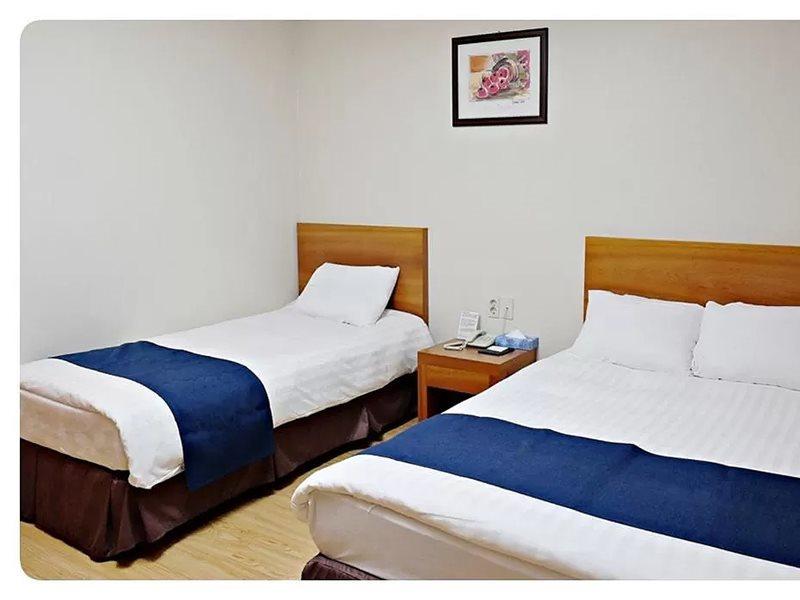 Jeju Parkside Tourist Hotel Kültér fotó