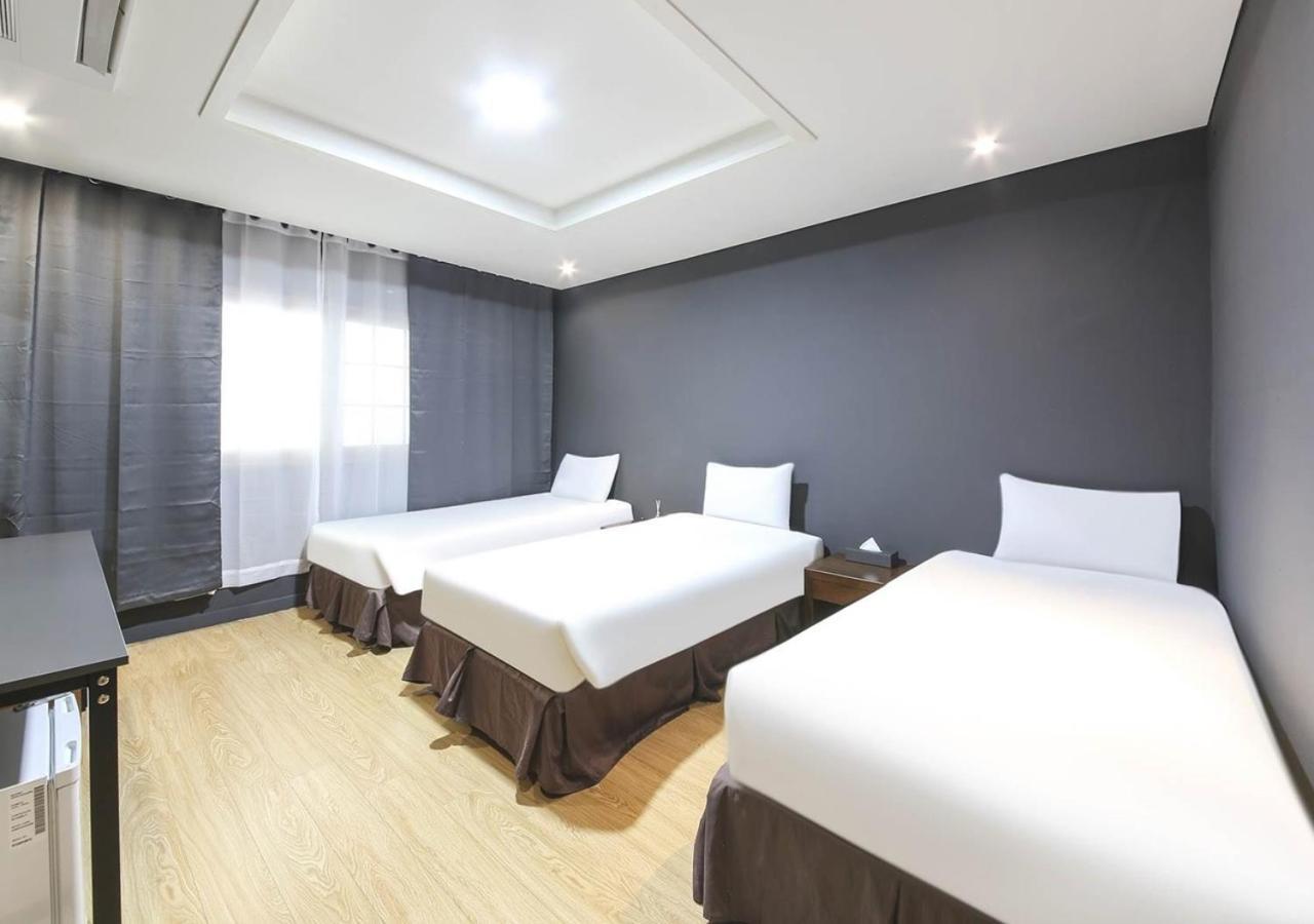 Jeju Parkside Tourist Hotel Kültér fotó