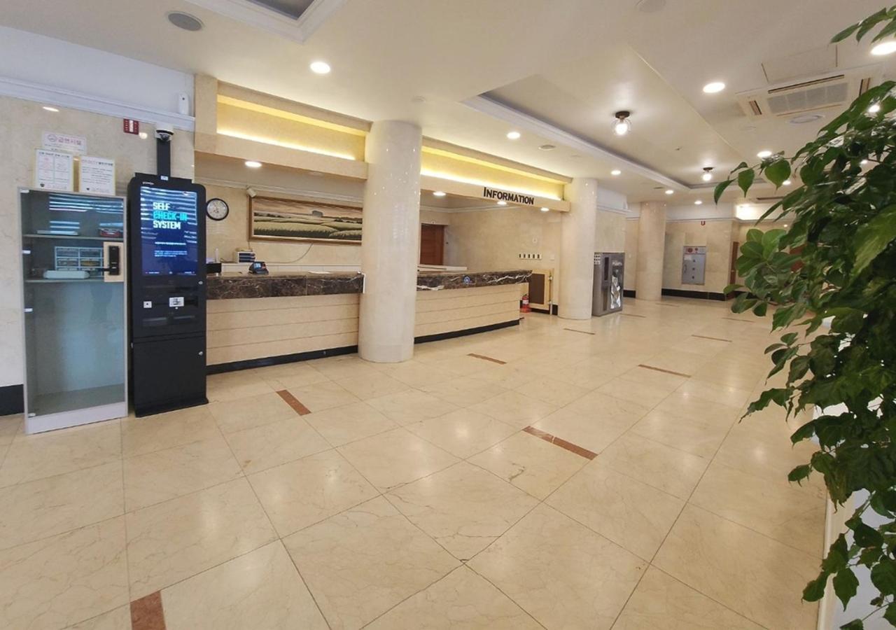 Jeju Parkside Tourist Hotel Kültér fotó