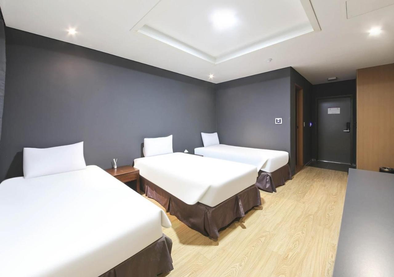 Jeju Parkside Tourist Hotel Kültér fotó