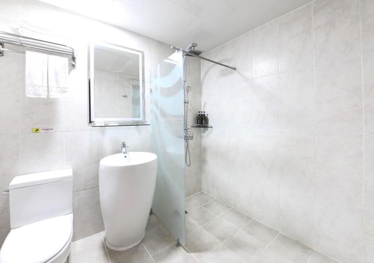 Jeju Parkside Tourist Hotel Kültér fotó