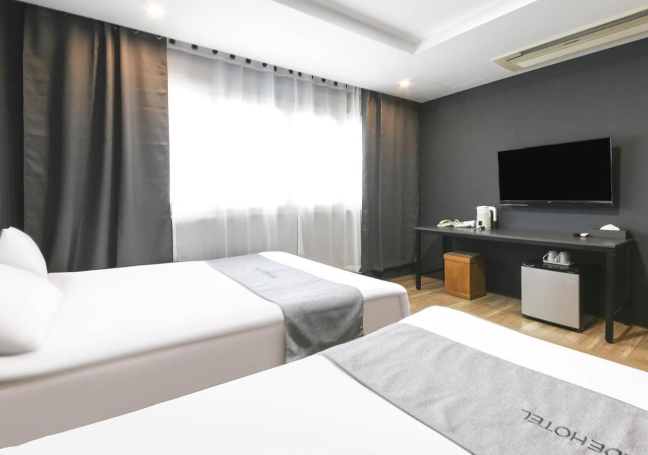 Jeju Parkside Tourist Hotel Kültér fotó