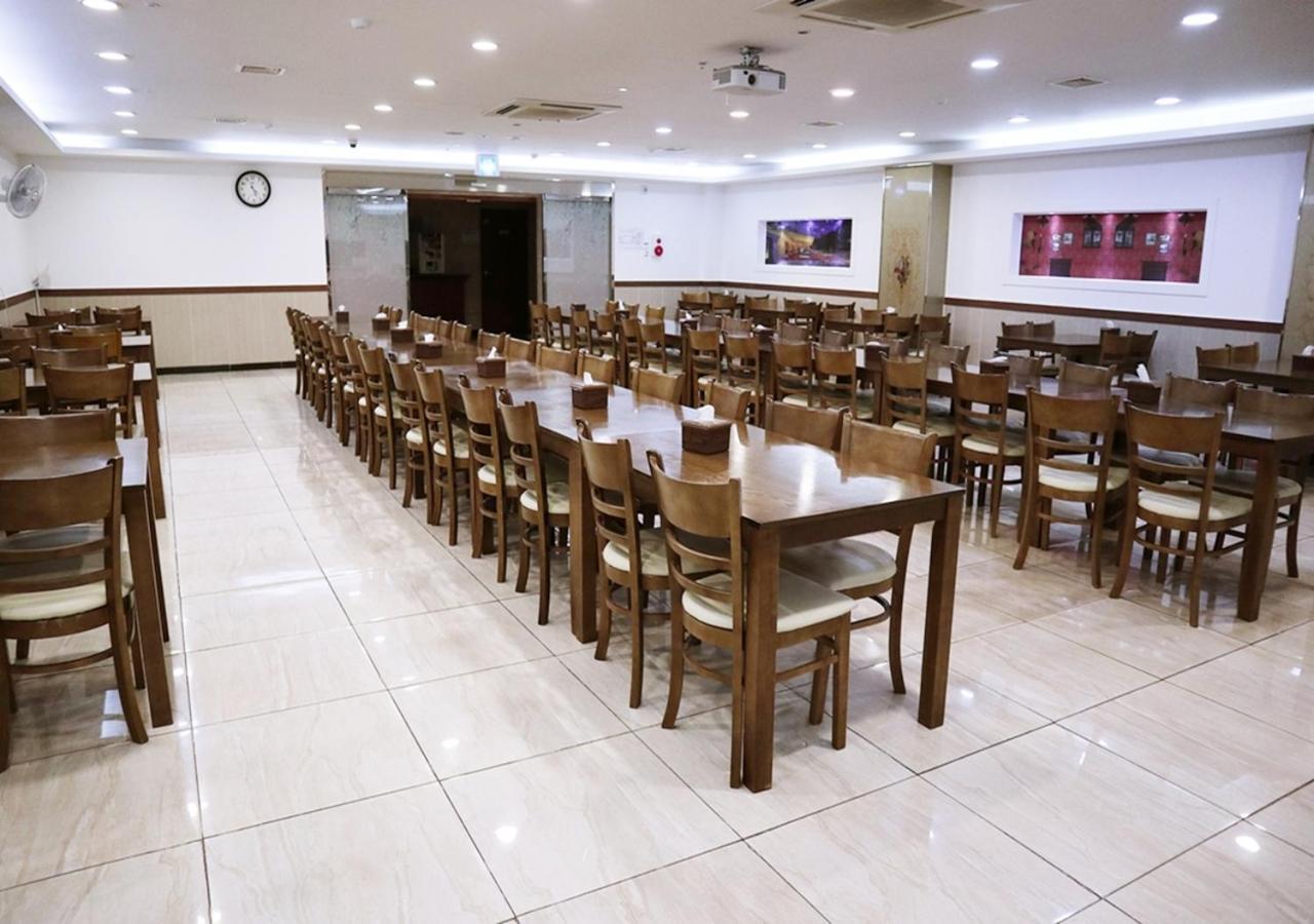 Jeju Parkside Tourist Hotel Kültér fotó